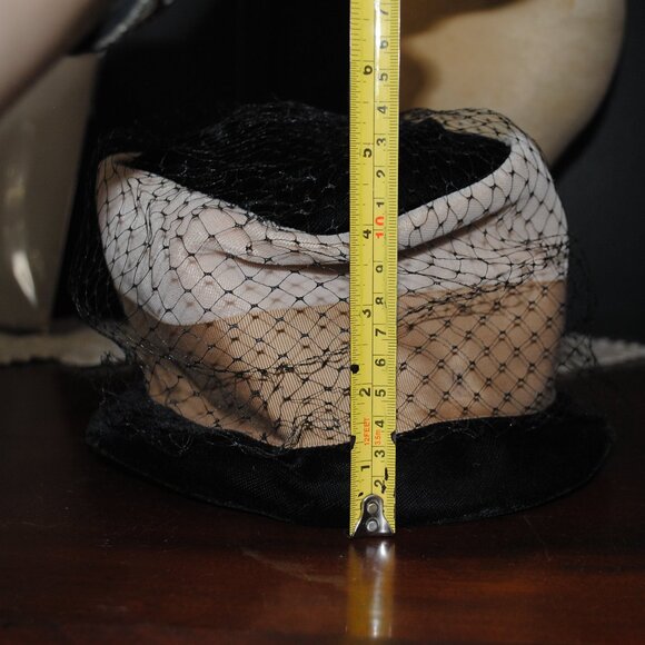 Vintage 1950s-60s Striped Velvet Bucket Hat with Lace Netting Union Made in USA main image 10